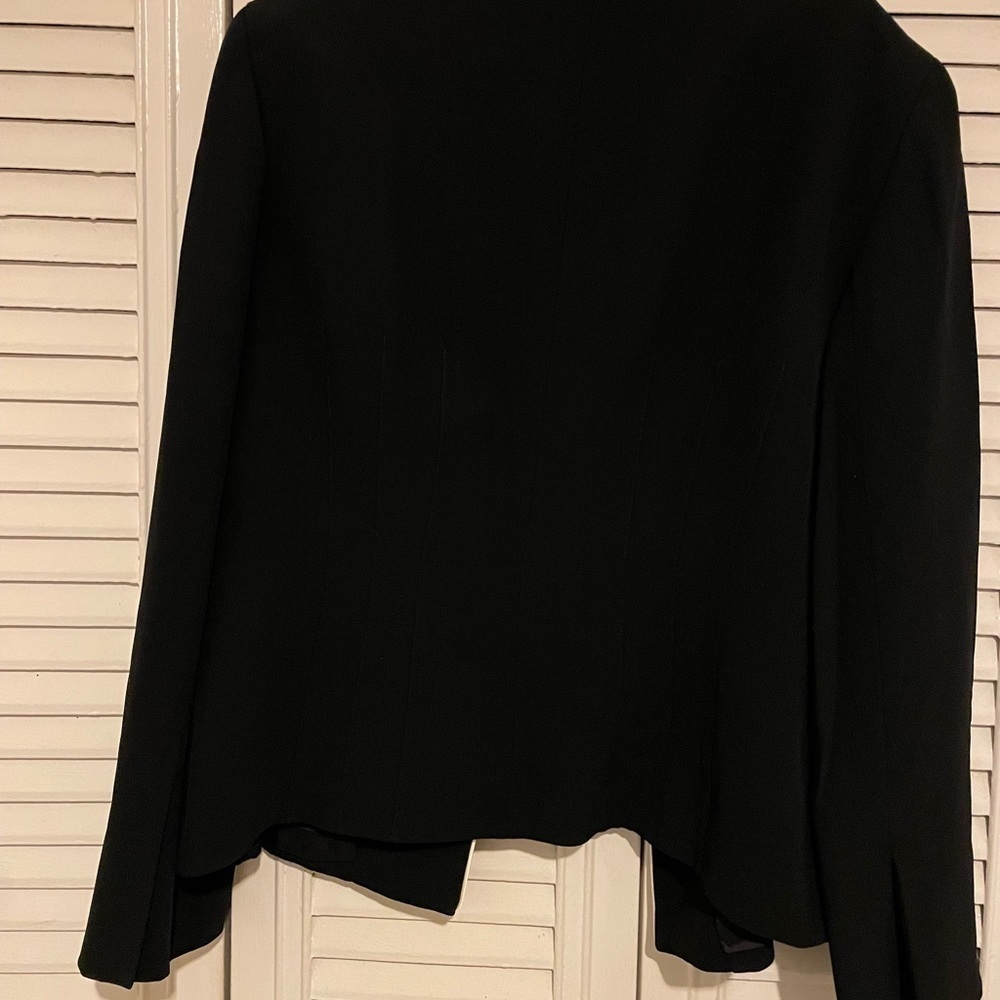 Lafayette 148 silk trim blazer. - Picture 6 of 9